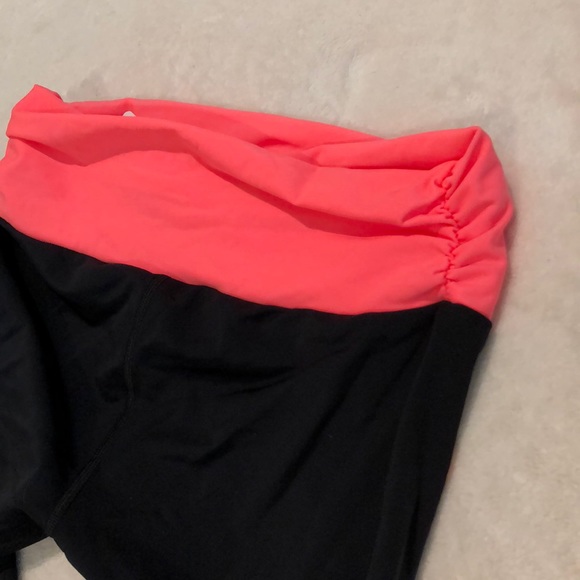 Crop workout leggings - Picture 4 of 5